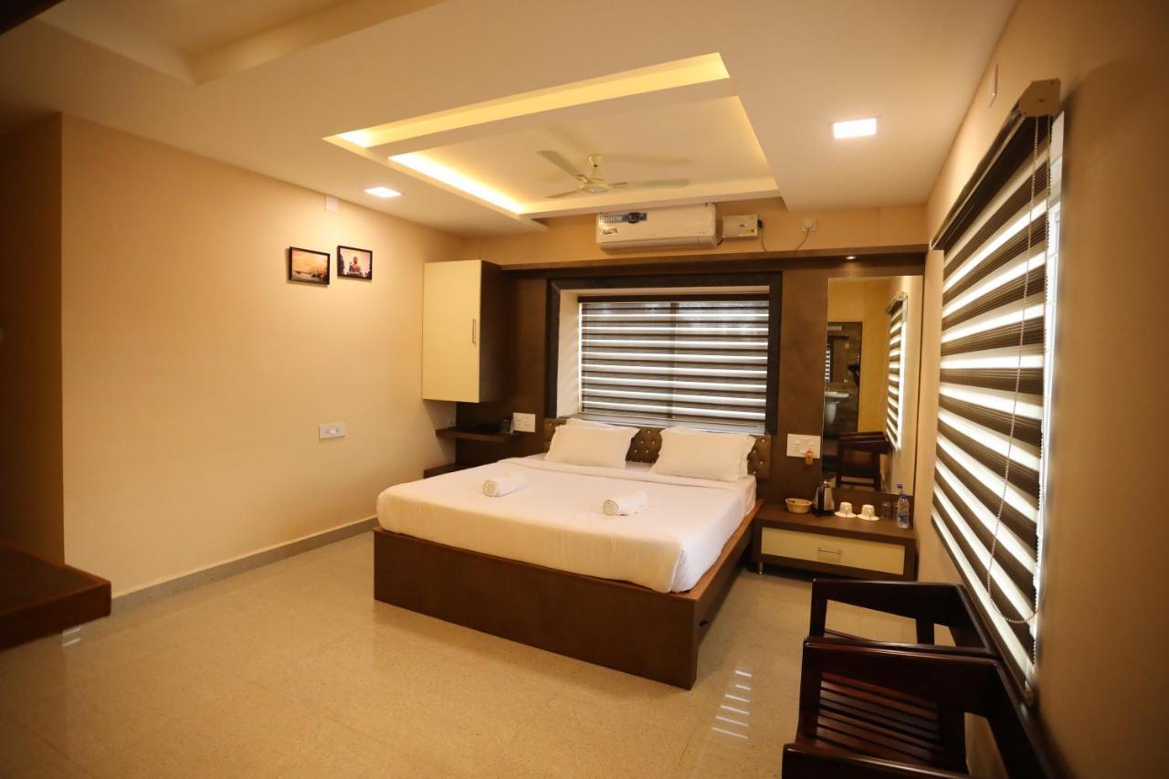 Hotel Southern Heritage Udupi Extérieur photo